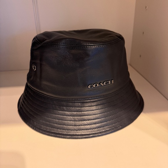 coach Leather Bucket Hat CB697 size M/L - Picture 2 of 5